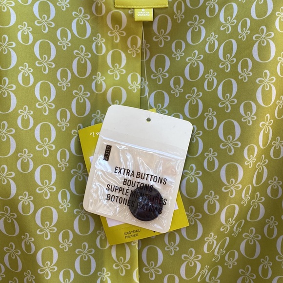 ❌SOLD❌ ✨NWT QMack Grey Combo Blazer. 2 Buttons and 2 Outer Pockets. Size Small. - Picture 8 of 11